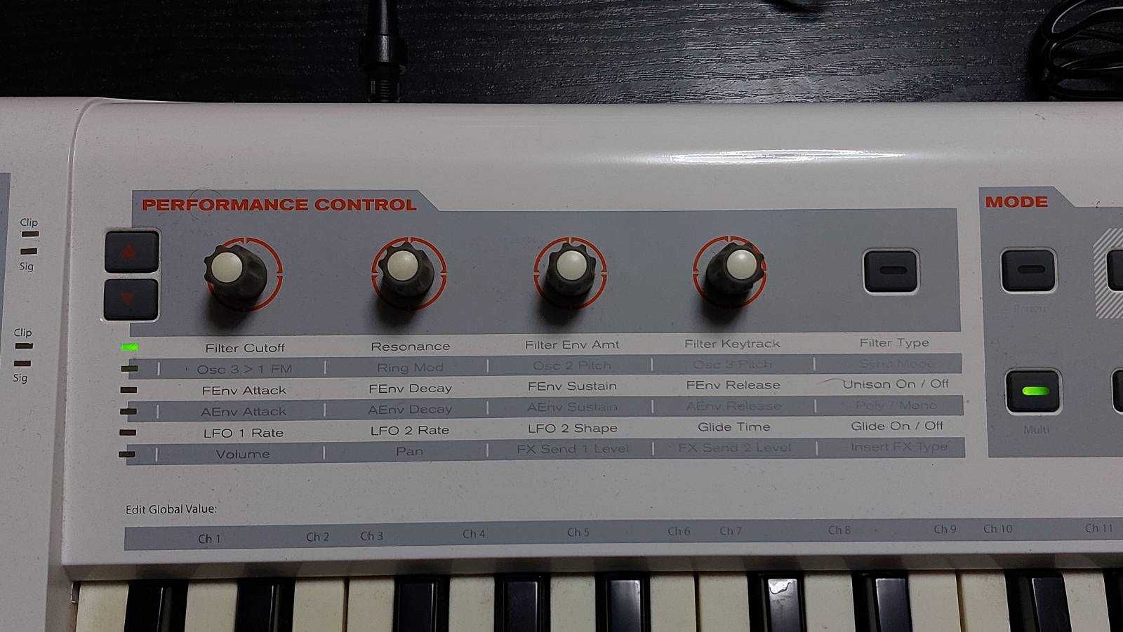 Syntezator M-Audio Venom stan dobry