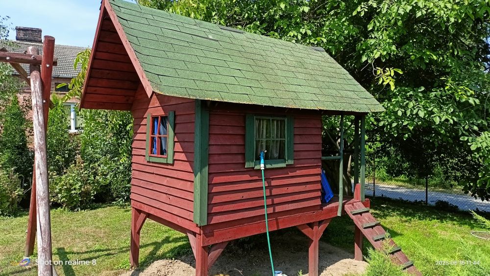 Domek drewniany ogrodowy dla dzieci