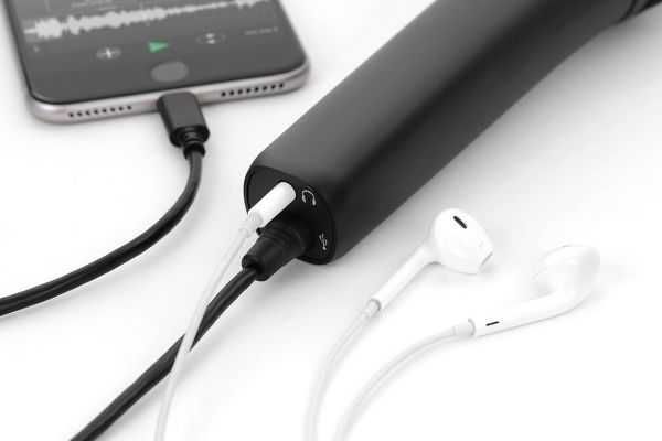 Микрофон IK MULTIMEDIA IRig Mic HD 2 (подходит для IPHONE. Новый)