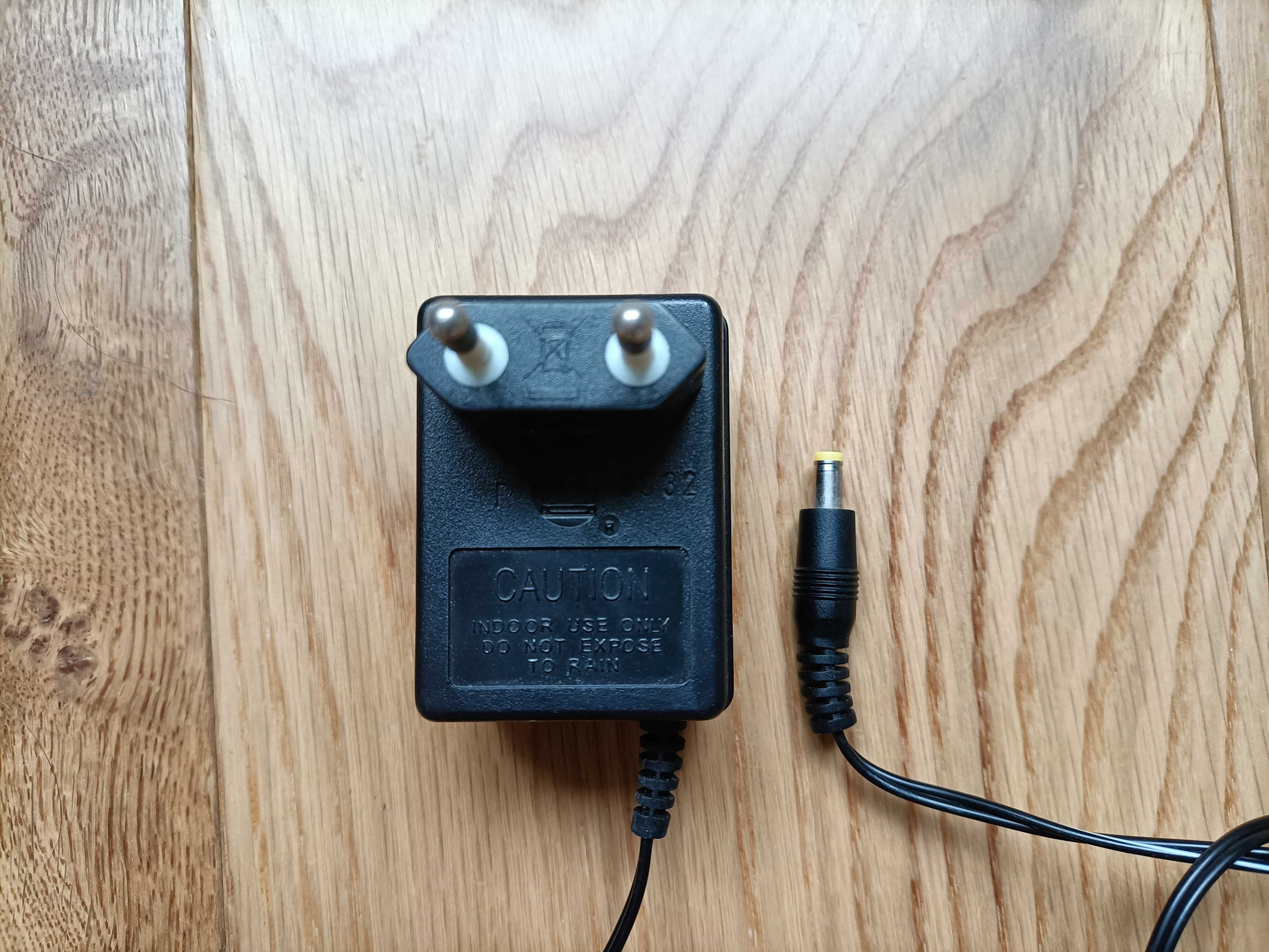 Carregador / Transformador Philips 9V