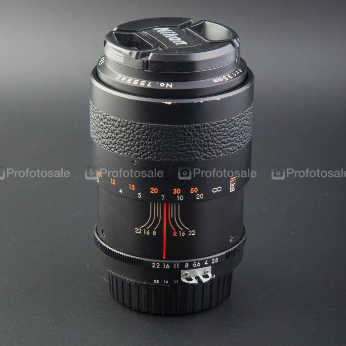 Об'єктив Nikon 135 mm 1:2.8 Avto DeJUR