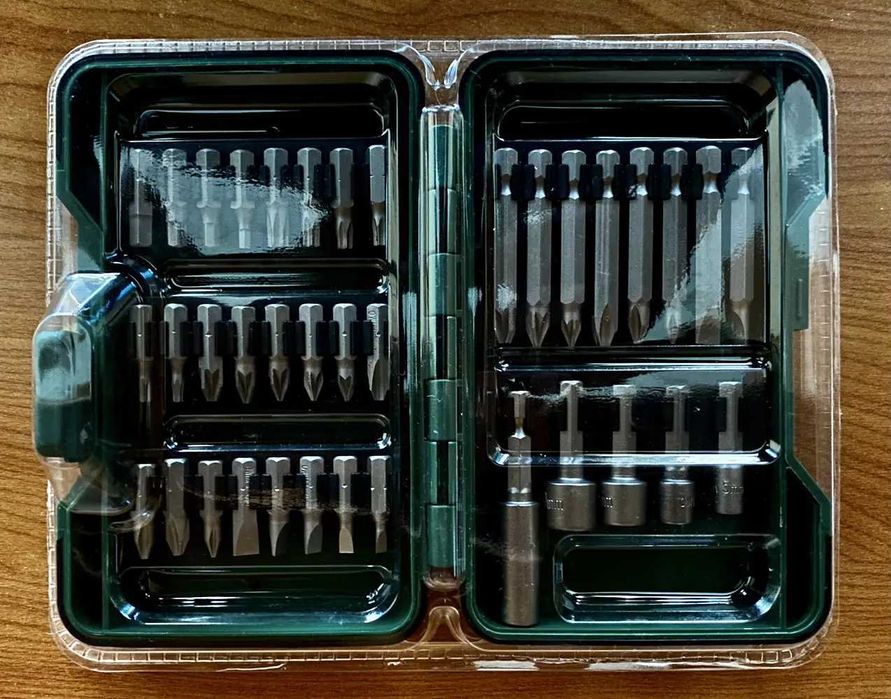 Набір біт Parkside 32 шт з 4 гніздами та магнітним тримачем