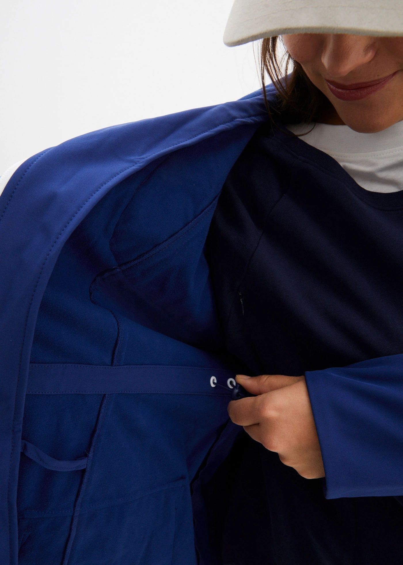 Kurtka softshell ciążowa z wstawką na nosidełko niemowlęce