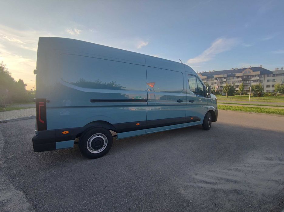 Wypożyczalnia/Wynajem busa dostawczego Renault Master L3h2