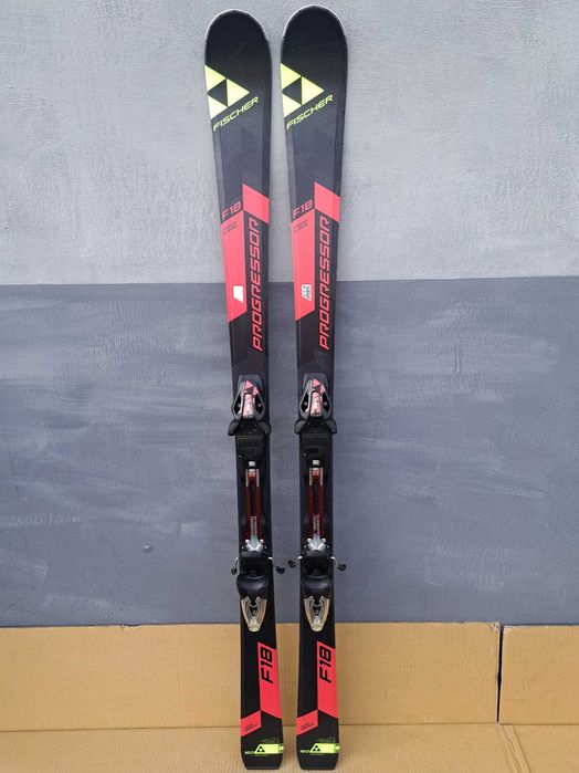 narty Fischer Progressor F18 160 cm + wiązania RS11