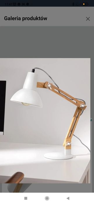 Lampka na biurko.