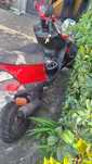 Moto scooter 50 vermelha