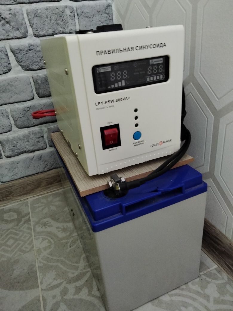 ДБЖ LogicPower800va+Акумулятор Ultracell 100Ah