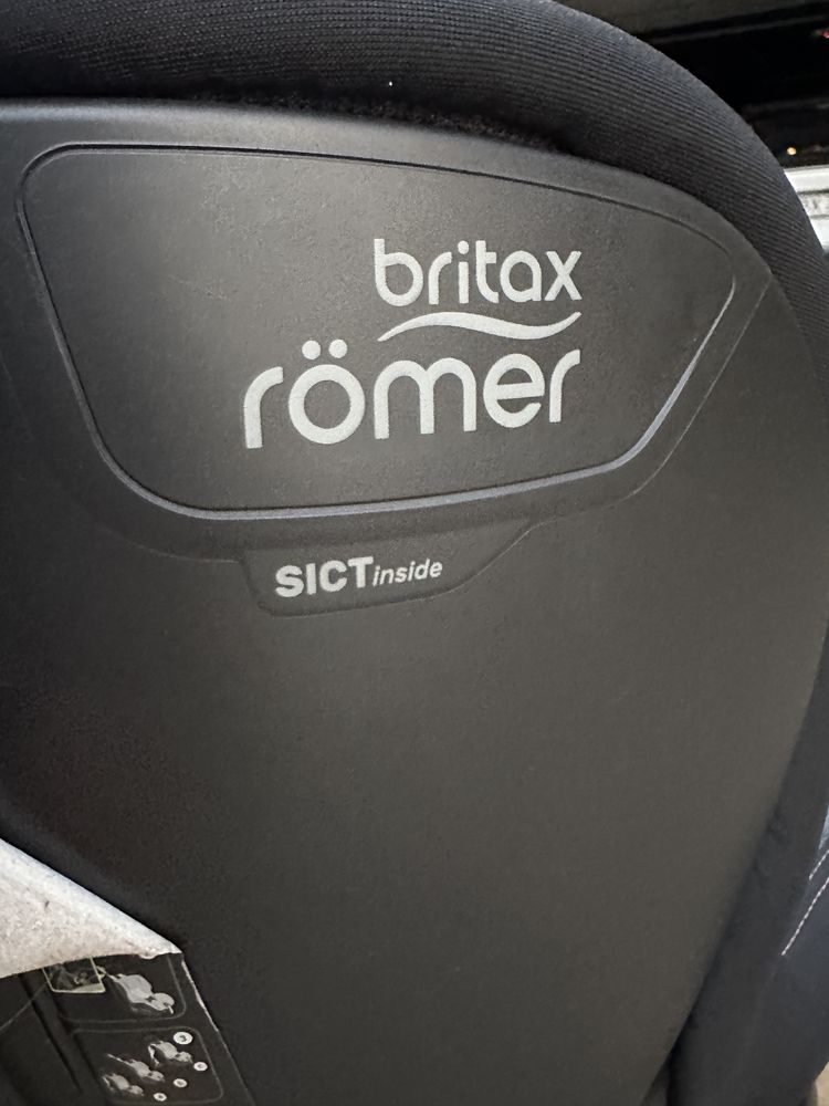 Дитяче автокрісло Britax-Romer SICTinside.