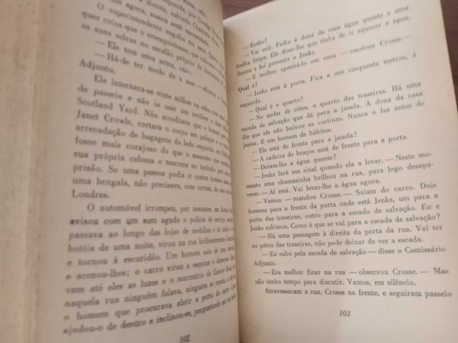 Graham Greene - Um campo de batalha
