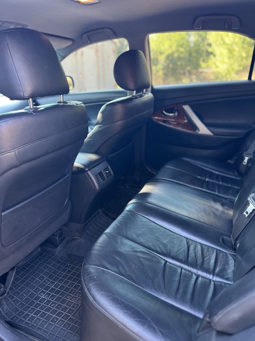 Продам Toyota Camry 3.5