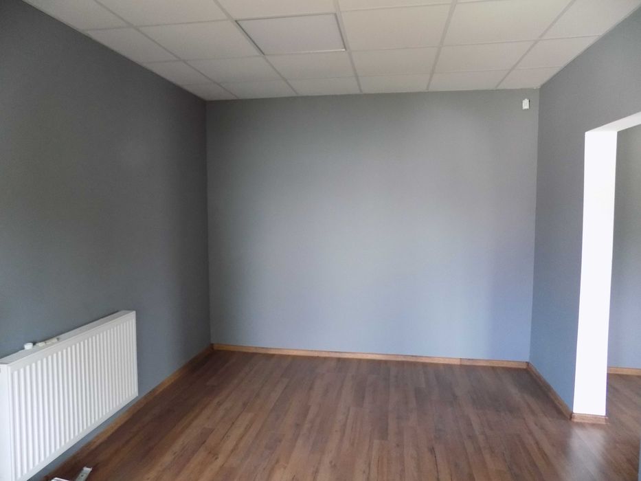 Magazyn 2000 m2  + 2 działki 2082m2 i 1856m2