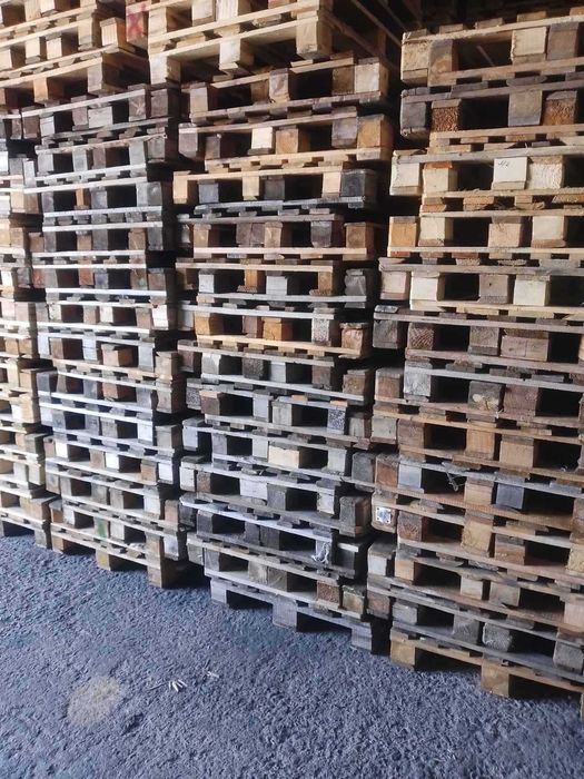 Закуповуємо дерев'яні піддони