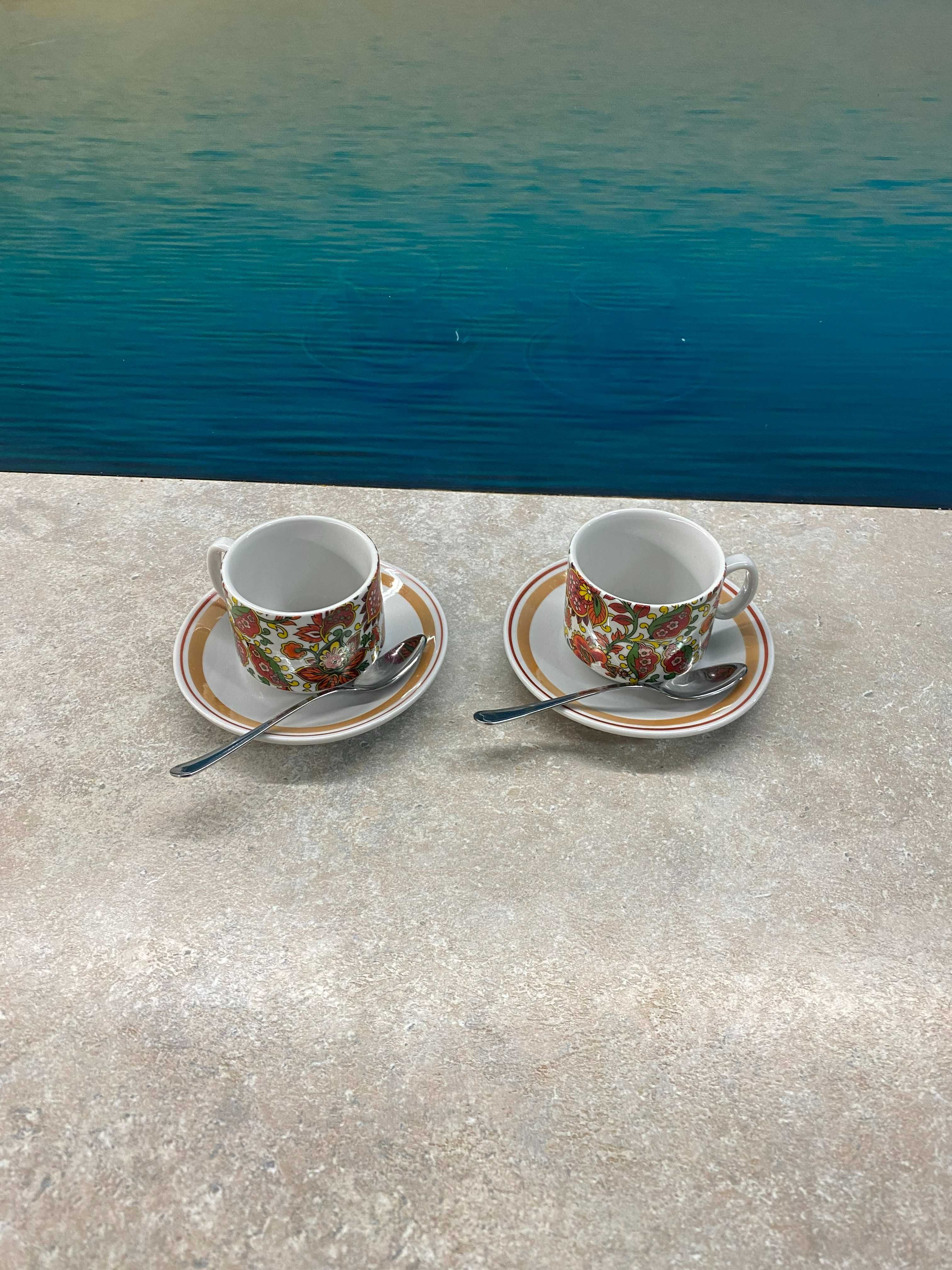 Кофейная пара с орнаментом