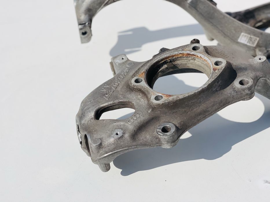 Цапфа Поворотний Кулак Audi A6 C7 Розборка Шрот Ауді А6 С7