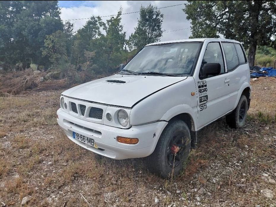Nissan terrano 2.7 tdi 125cv