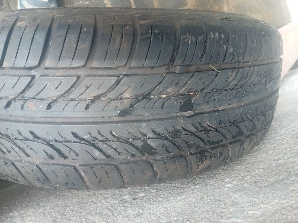 Alufelgi Ronal 14R z oponami letnimi