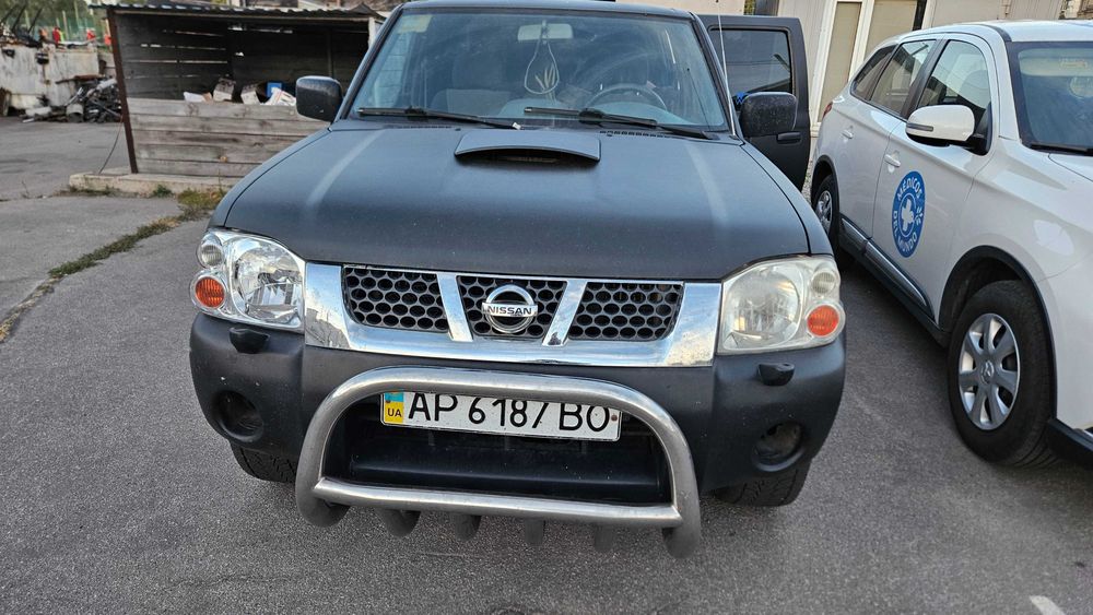 Ніссан Навара д-22 4х4 Nissan Navara