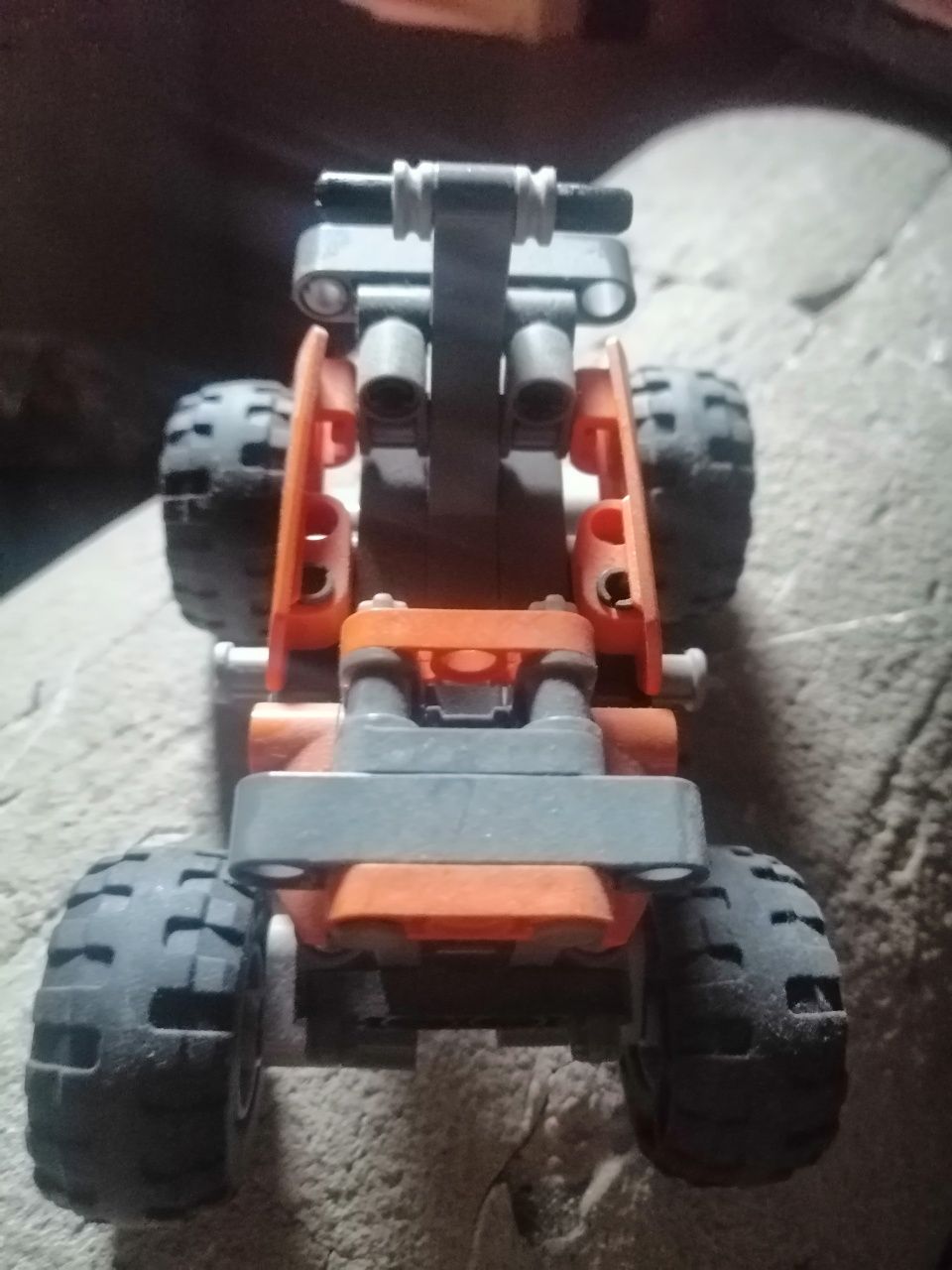 Lego pojazd technics