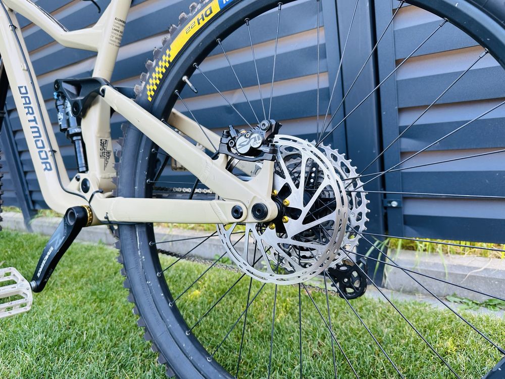 Rower  Dartmoor Thunderbird Super Enduro L size  DH/enduro 29