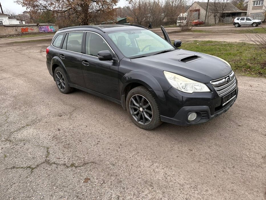 Субару аутбек 2013