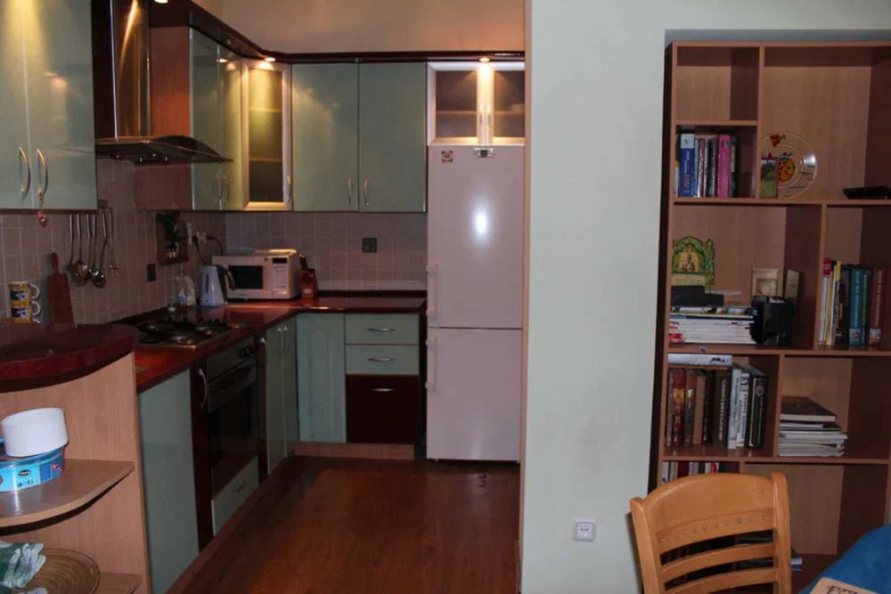 2-комнатная квартира на ул. Леонтовича, театр Музкомедии