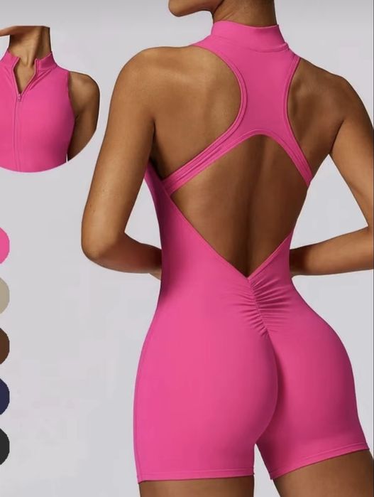 Спортивный костюм комбинезон