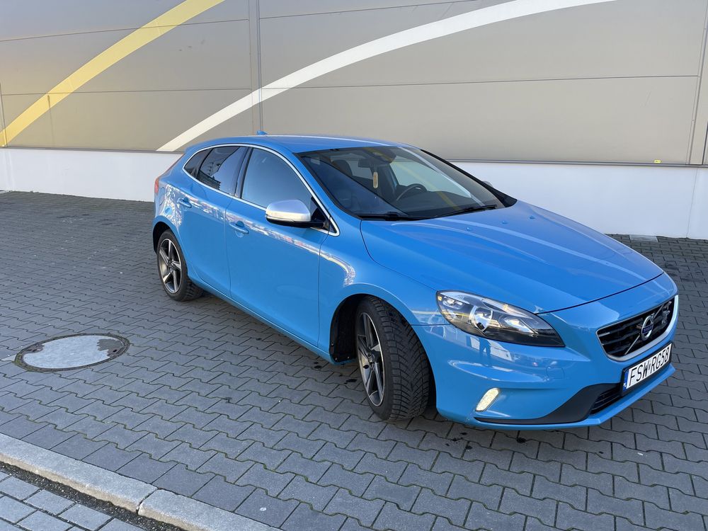 Volvo V40 r-Design