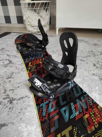 Deska snowboardowa Santa Cruz 142cm z wiązaniami