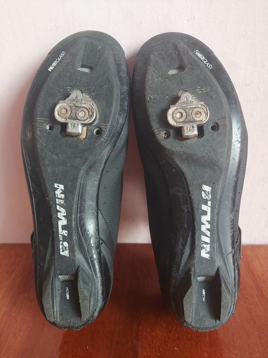 Велотуфлі фірми Scott Quechua оригінал

Розмір по бірці: 
Us w 9.4 m 8