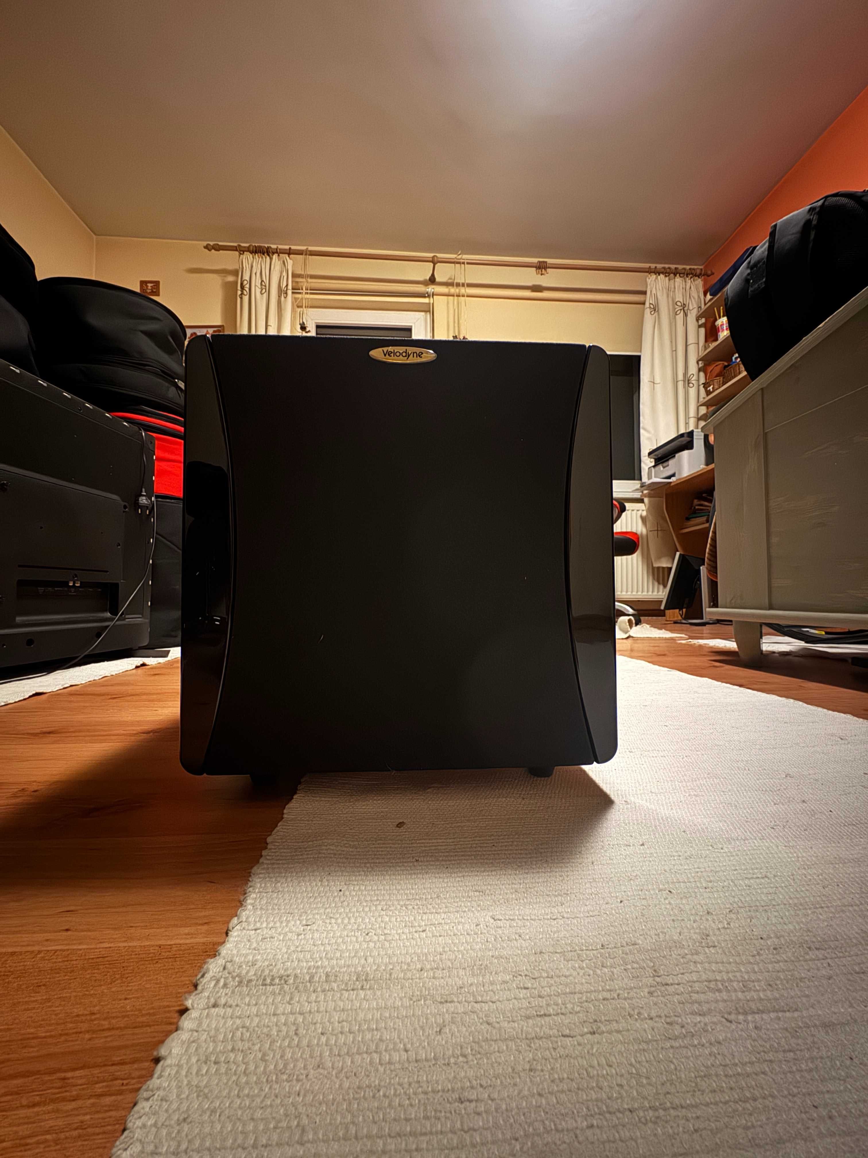Velodyne Impact 10 - subwoofer aktywny