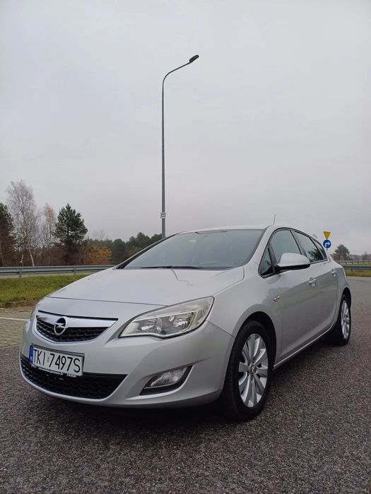 Opel Astra Opel Astra 1,7 2010 rok