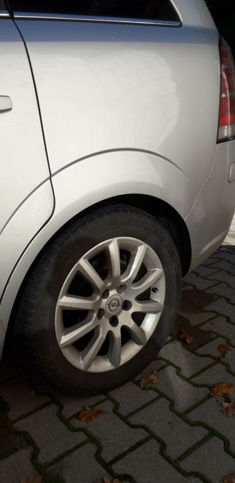 Opel Zafira 1.9 cdti 7 osobowy