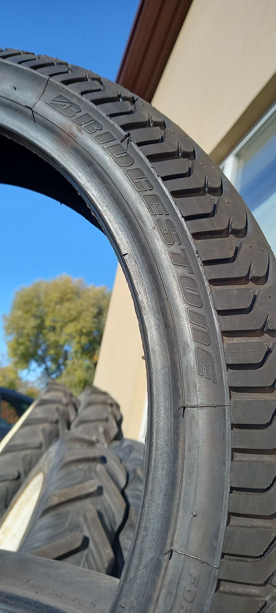 Opona 120/600R17 ( 120/70-17 ) Bridgestone Racing Battlax Torowa przód