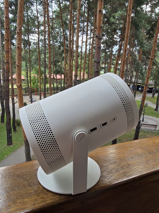 Проєктор Samsung The Freestyle 2nd-Gen з батарейою офіційна гарантія