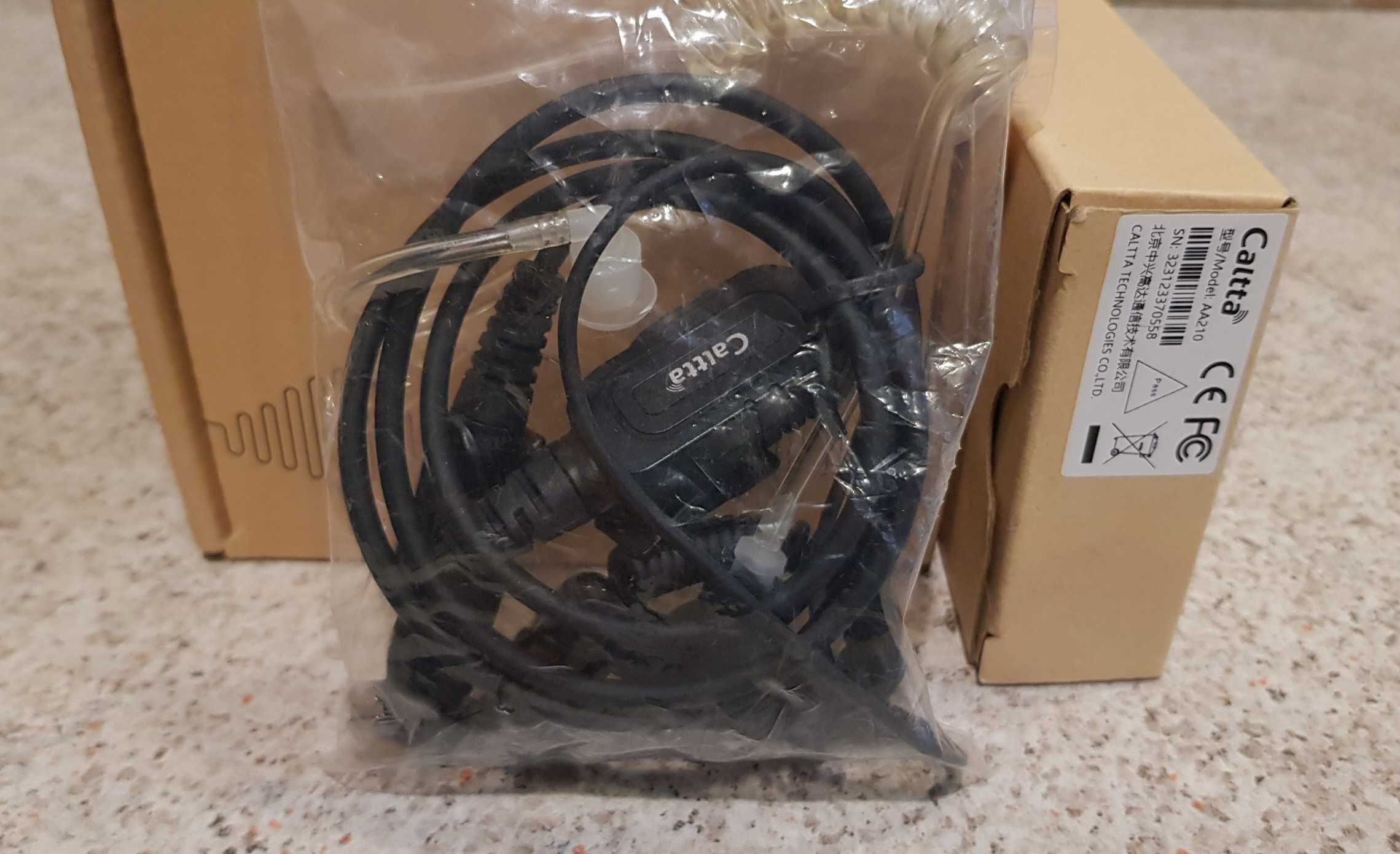 Комплект рація Caltta PH660UHF + гарнітура Caltta AA210