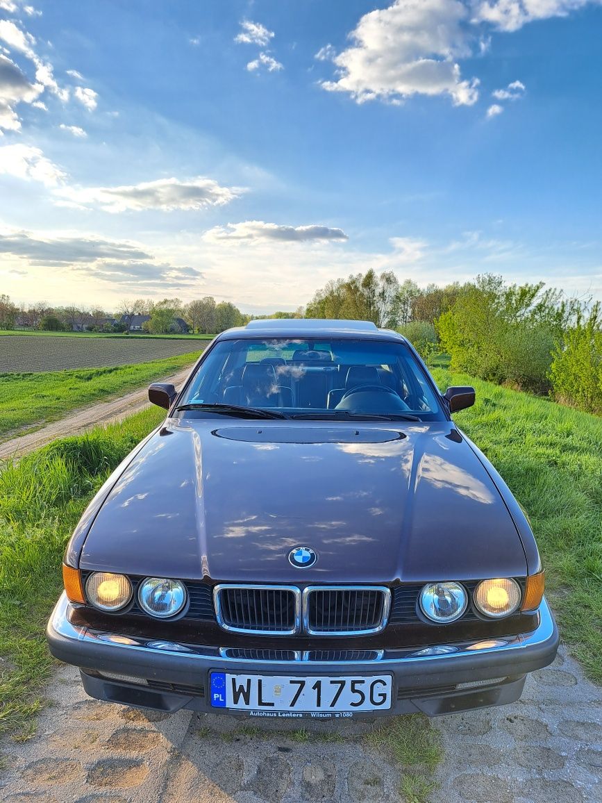 BMW E32 750i 300km V12
