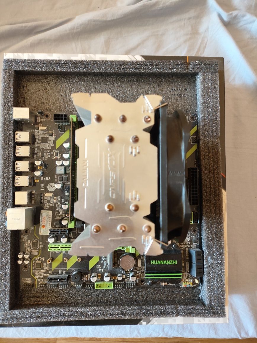 Комплект Xeon E5-1650v2 + Huananzhi X79-ZD3 + 16 GB DDR3 + Башня