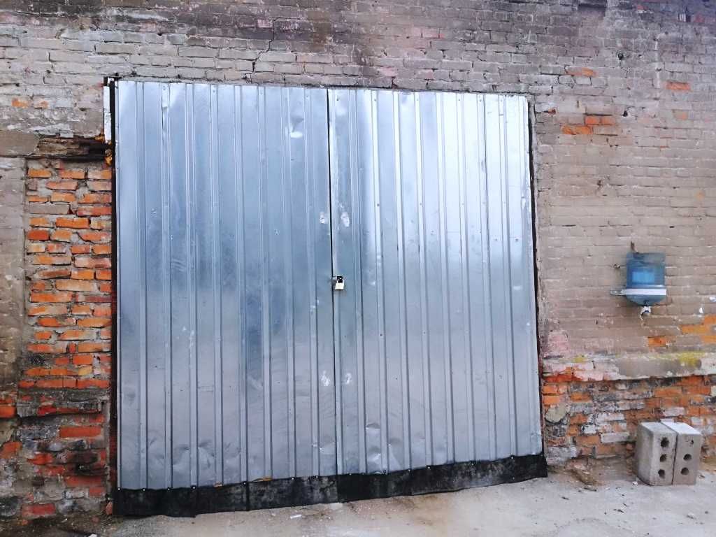 Оренда теплого складу біля ринку у Вінниці з заїздом для фур