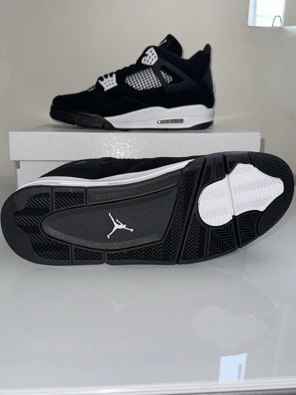 Nike_Nowy*Jordan4_ Retro_White_Thunder*UnisexTrampk45