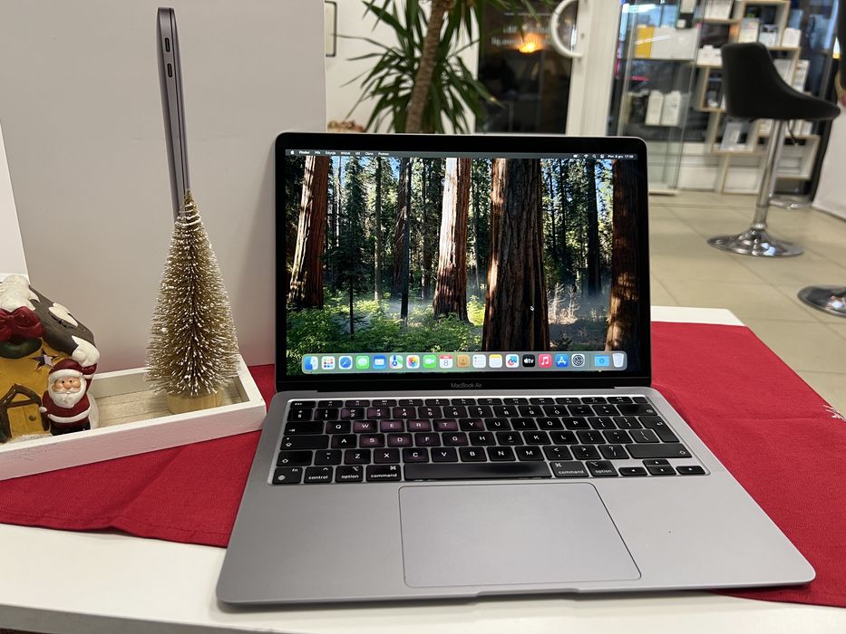 Macbook Air M1 - 512GB SSD - komplet -