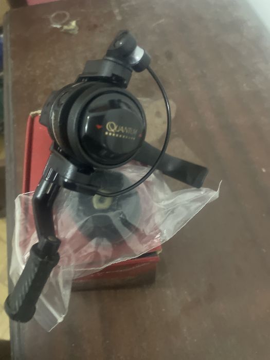 Carreto de pesca marca quantum modelo QG-2