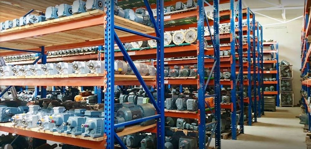 Motoreduktor kątowy 0.55kw. 164obr./min.. SEW