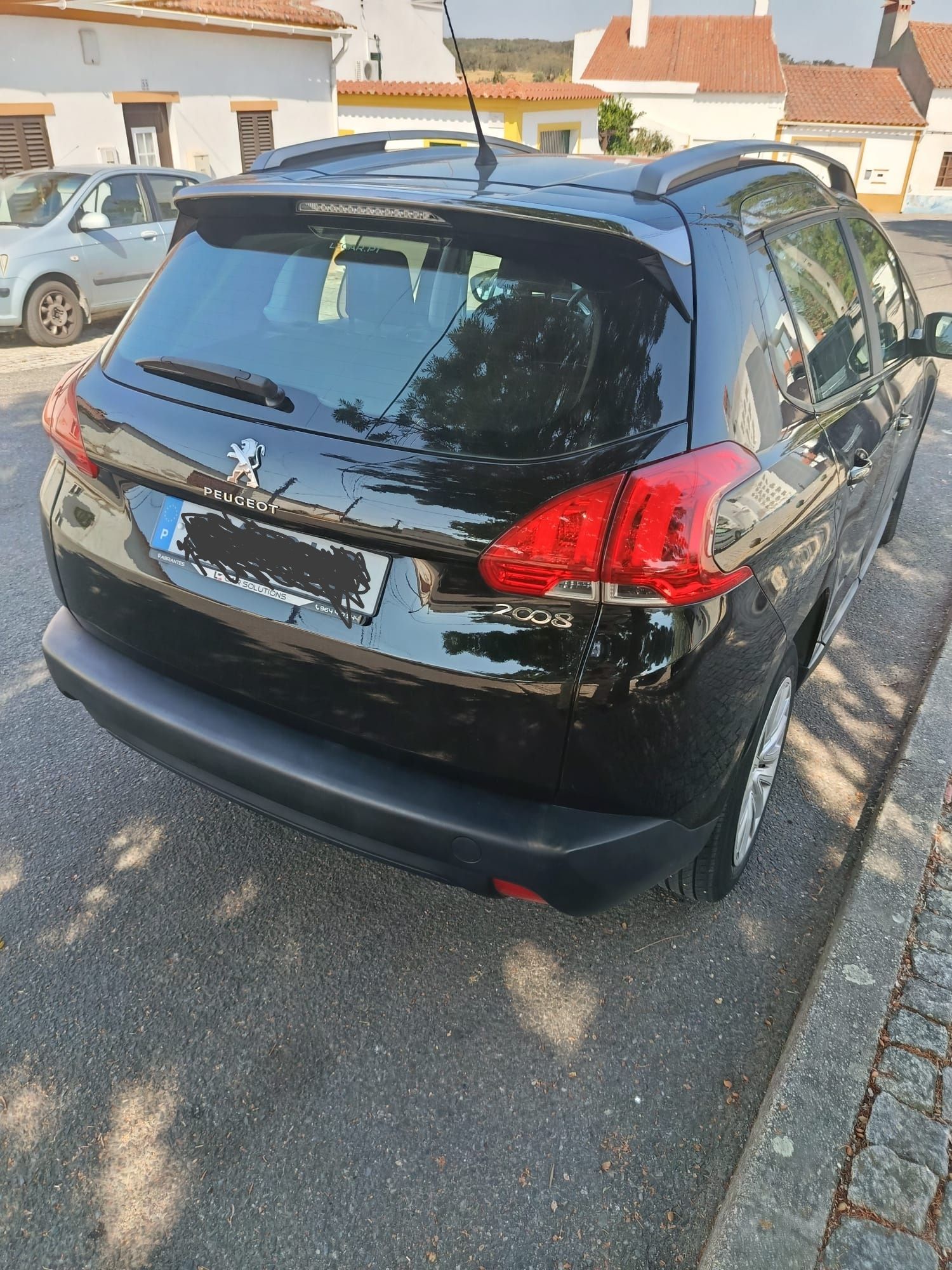 Peugeot 2008  1.2  gasolina