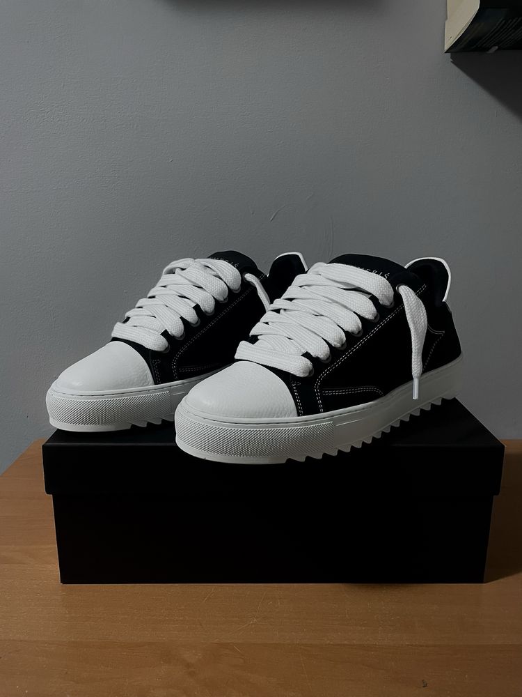 Buty Numeris