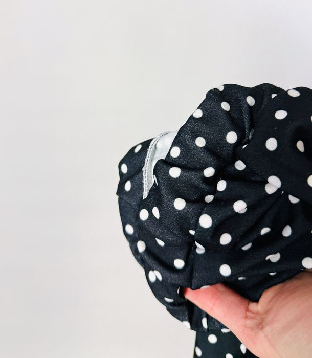 Czarna plisowana spódnica w grochy midi XS 34