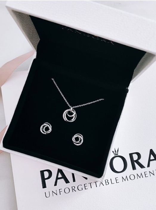 Срібні прикраси ,ювелірні вироби,сережки