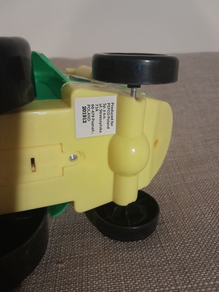 Traktor Pepco zabawka swiatlo dźwięk (wielkości grejfruta)