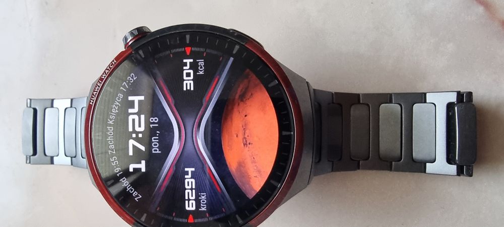 Huawei watch 4 pro Space Edition