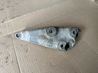 Кронштейн кпп opel insignia 1.8 2008-2017 13228254